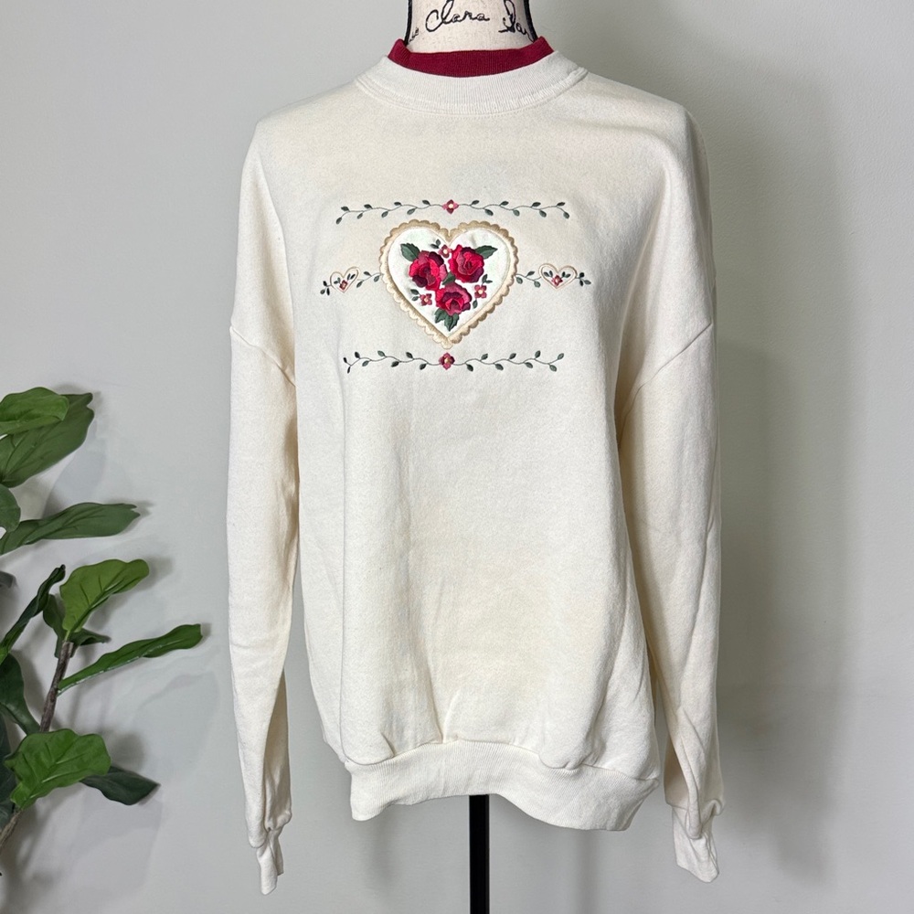 TOP STITCH Vintage Floral Heart Embroidered Cream Sweater- Cozy Oversized Top L